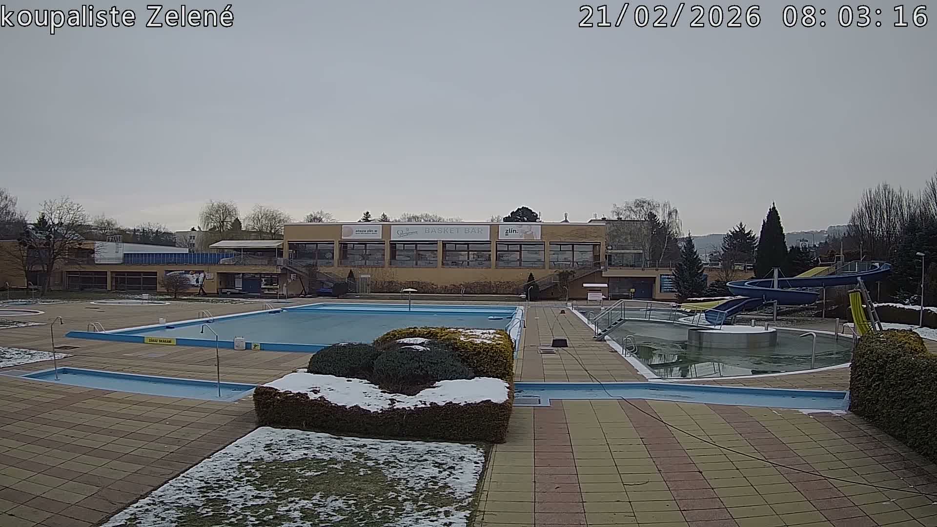 Zlín - Koupaliště Zelené Swimming Pool & Aquapark Live Cam - Zlin 1, Zlin, Czechia
