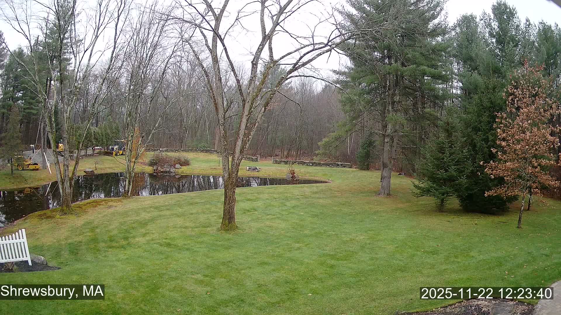 Scenic Pond and Trees Live Cam - Shrewsbury, Massachusetts , USA