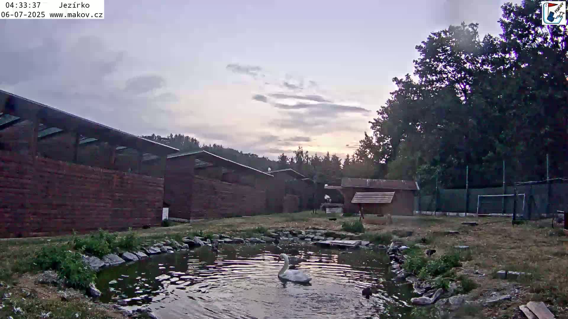Pisek, Makov Animal Rescue Station Lake Live Cam - Cizova, Pisek, Juhočeský Kraj (South Bohemian), Czechia