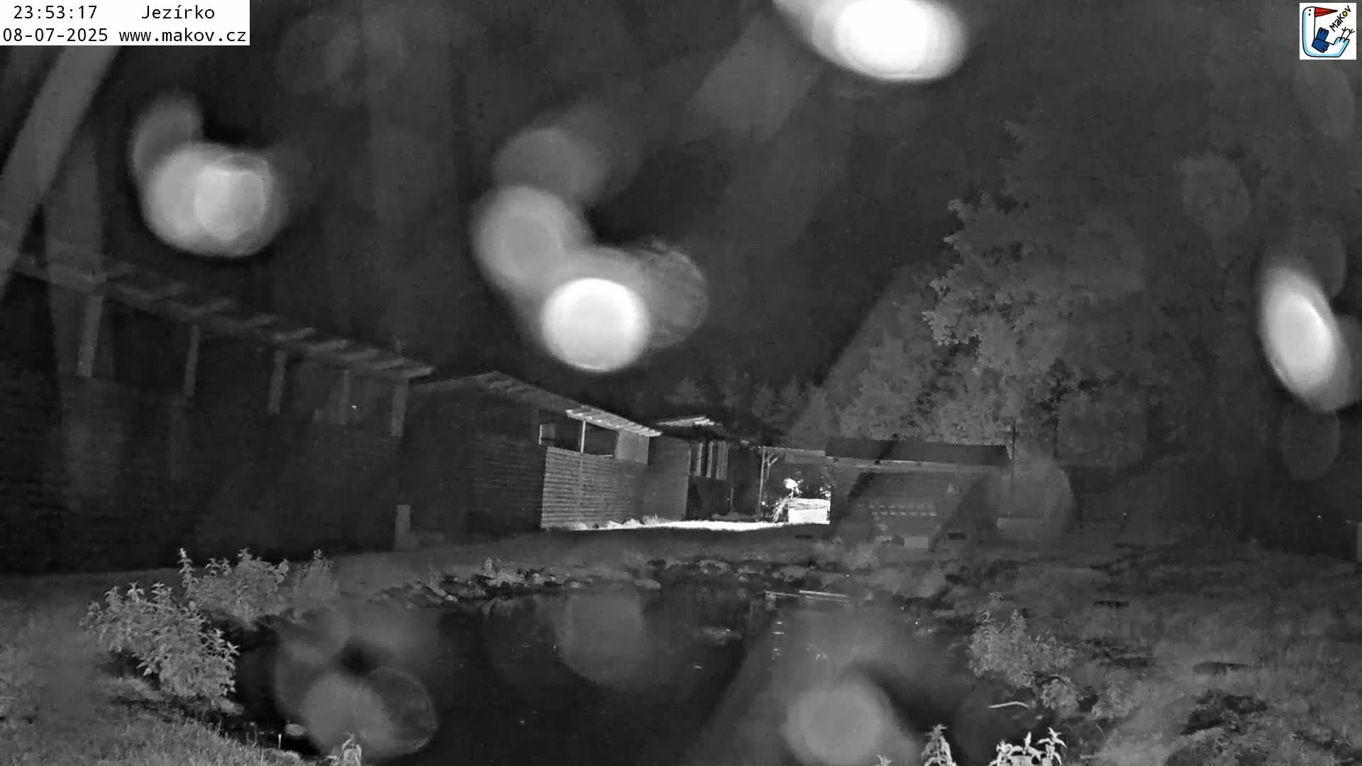 Pisek, Makov Animal Rescue Station Lake Live Cam - Cizova, Pisek, Juhočeský Kraj (South Bohemian), Czechia