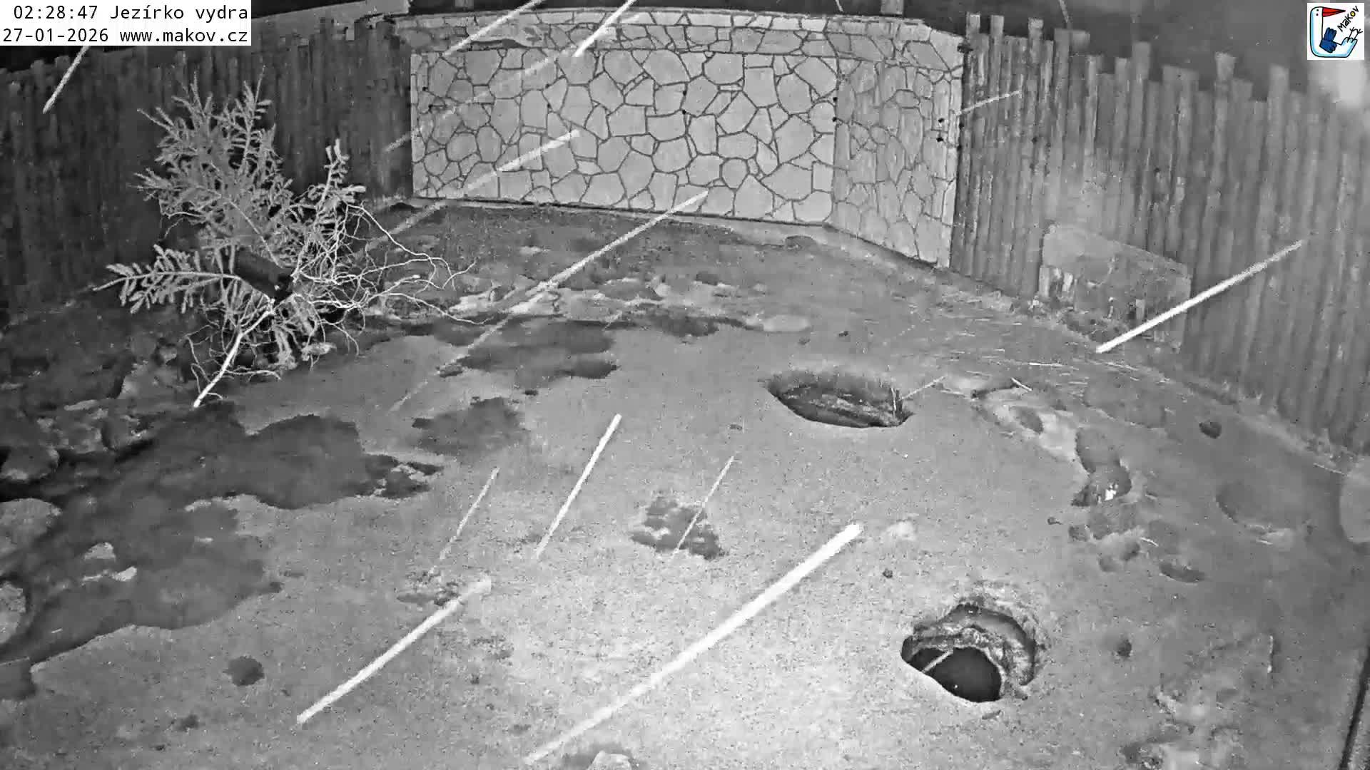 Pisek, Makov Animal Rescue Station Lake Live Cam - Cizova, Pisek, Juhočeský Kraj (South Bohemian), Czechia