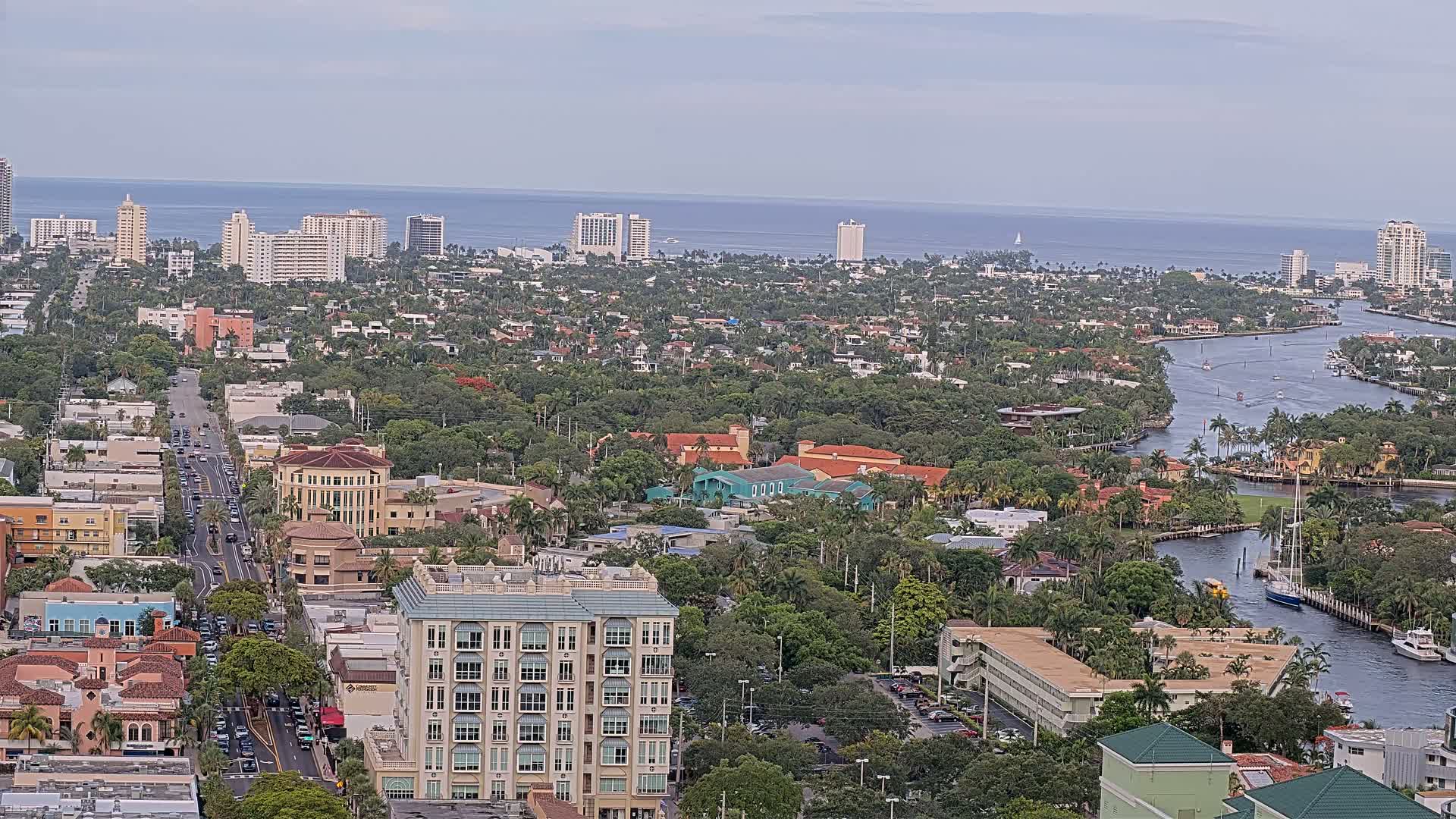 Fort Lauderdale Skyline Live Cam - Fort Lauderdale, Broward, Florida, USA