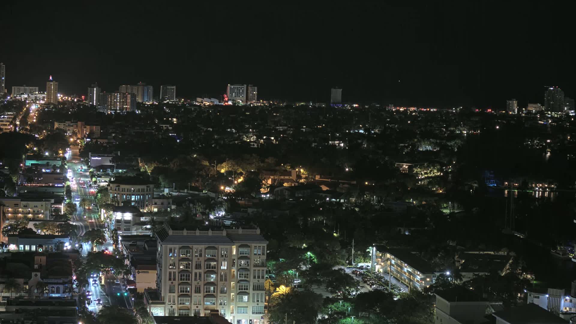 Fort Lauderdale Skyline Live Cam - Fort Lauderdale, Broward, Florida, USA