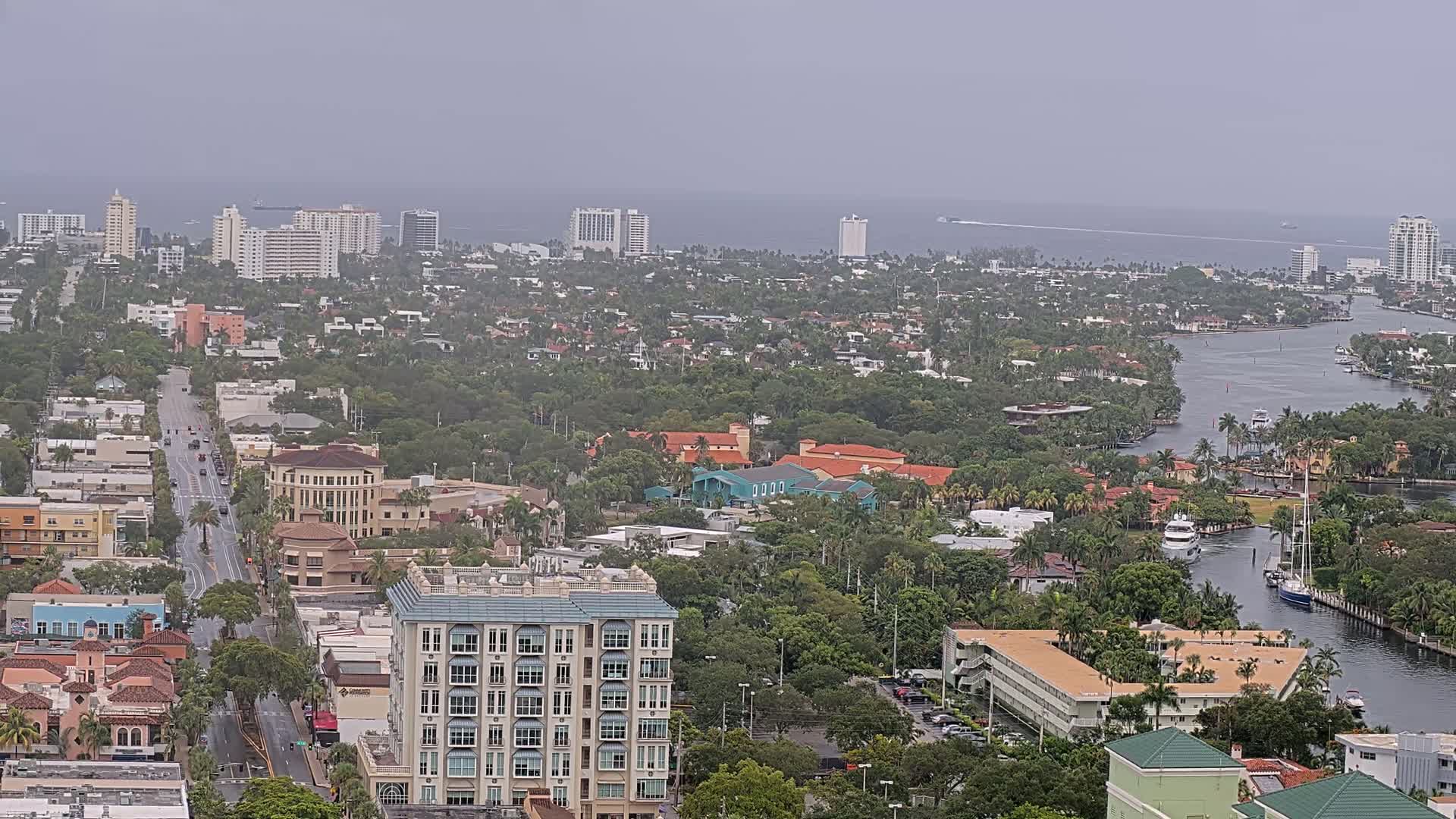 Fort Lauderdale Skyline Live Cam - Fort Lauderdale, Broward, Florida, USA