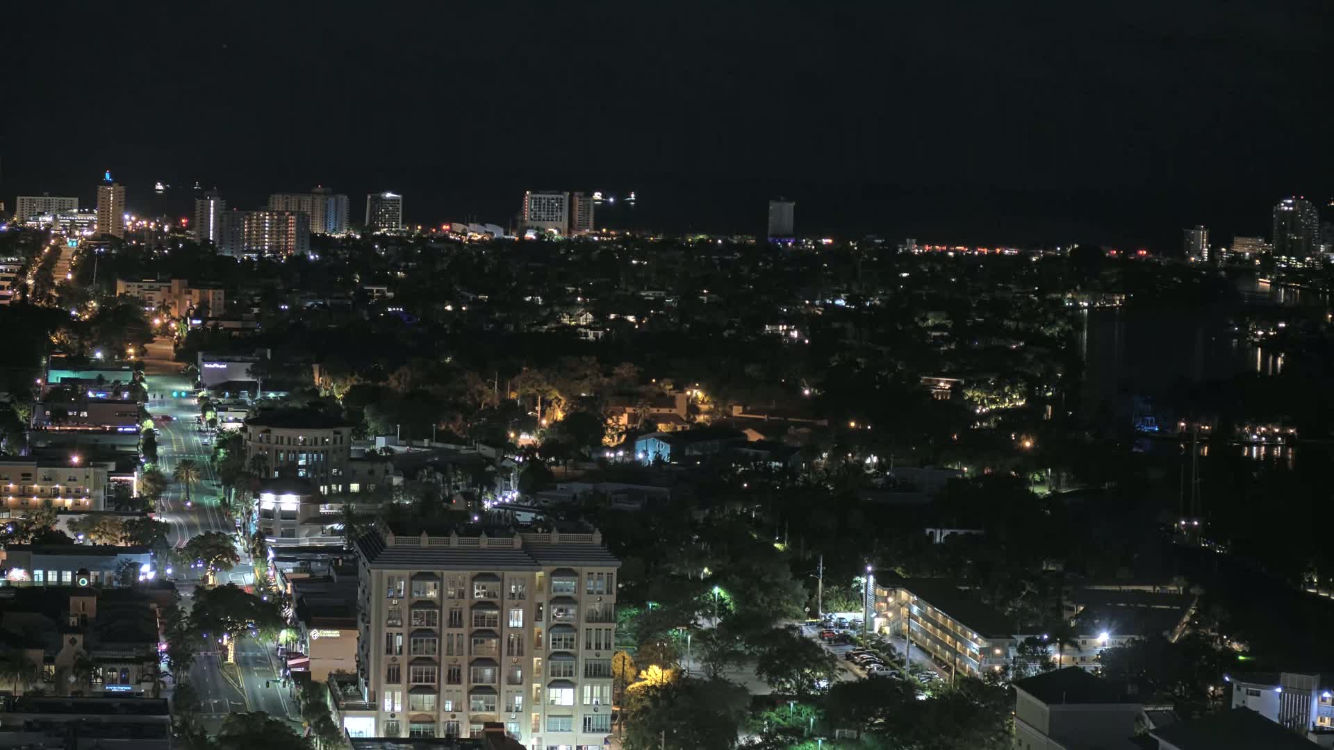 Fort Lauderdale Skyline Live Cam - Fort Lauderdale, Broward, Florida, USA