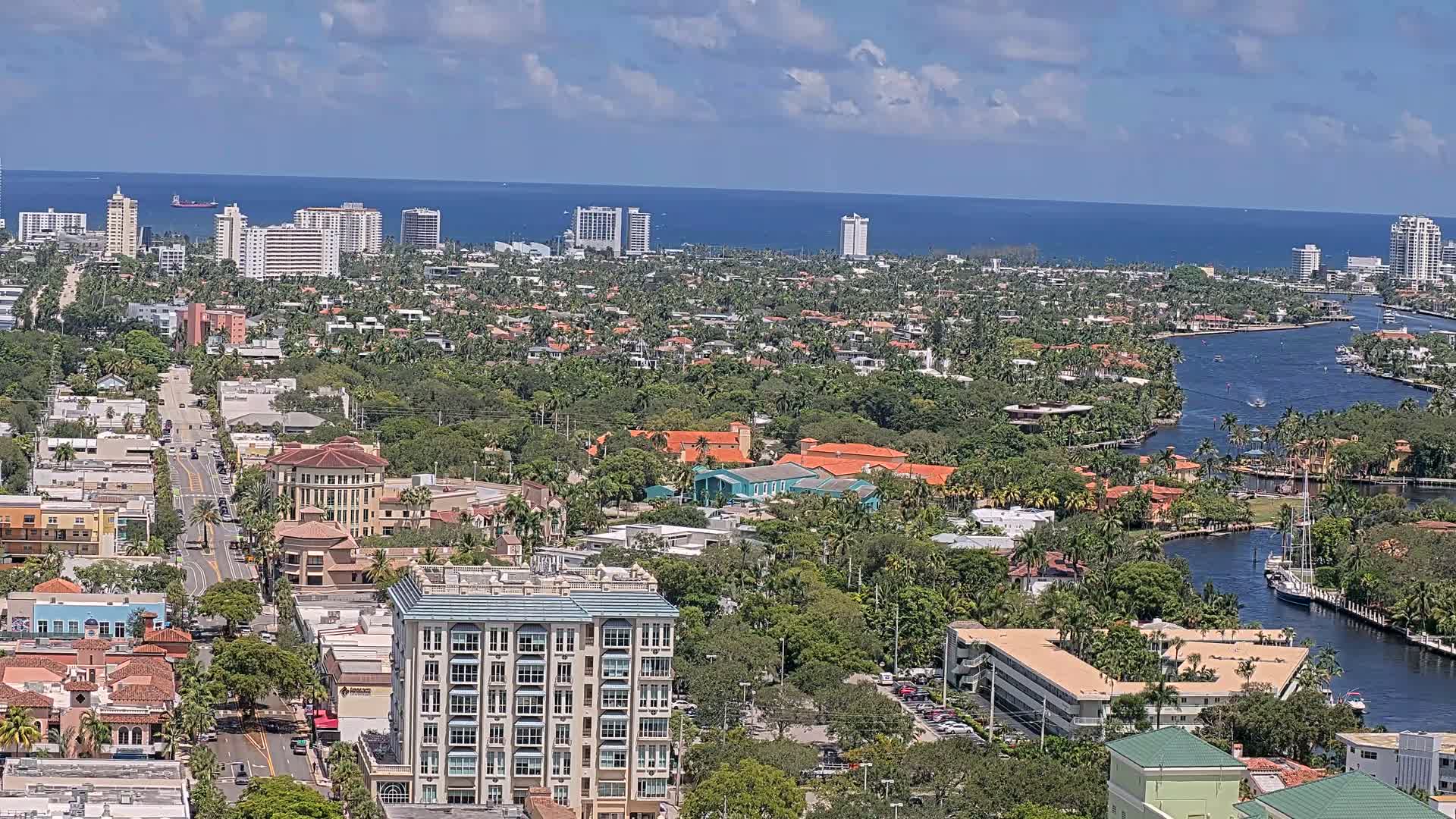 Fort Lauderdale Skyline Live Cam - Fort Lauderdale, Broward, Florida, USA