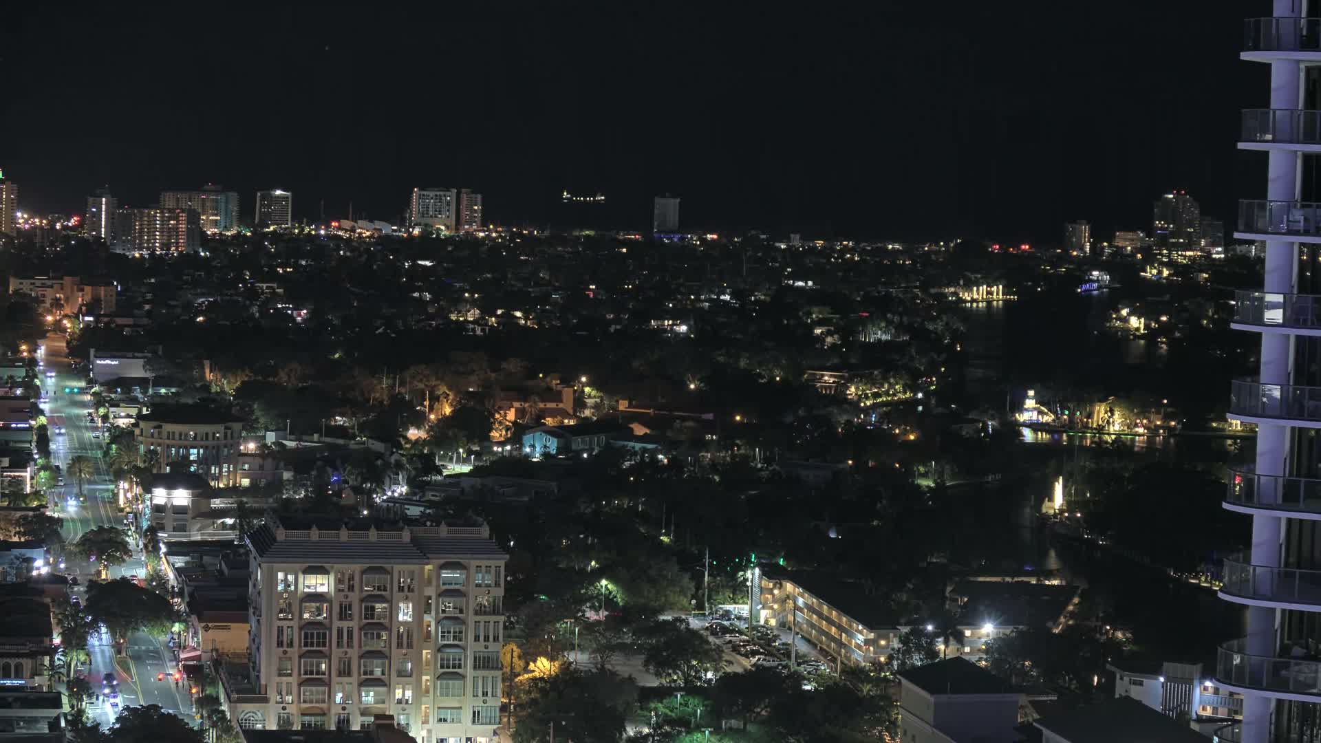 Fort Lauderdale Skyline Live Cam - Fort Lauderdale, Broward, Florida, USA