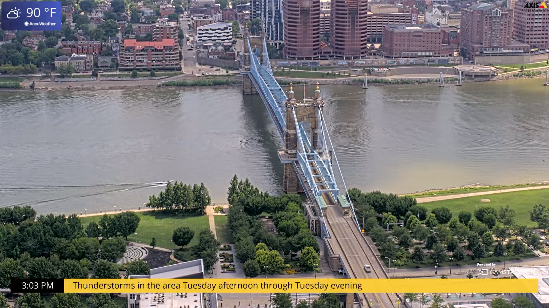 Cincinnati Skyline Live Cam - Cincinnati, Hamilton, Ohio, USA
