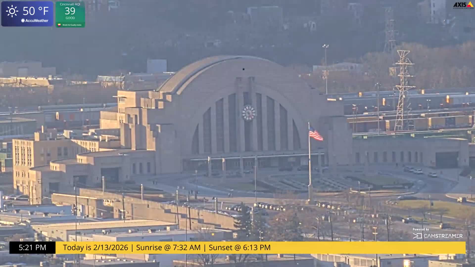 Cincinnati Skyline Live Cam - Cincinnati, Hamilton, Ohio, USA