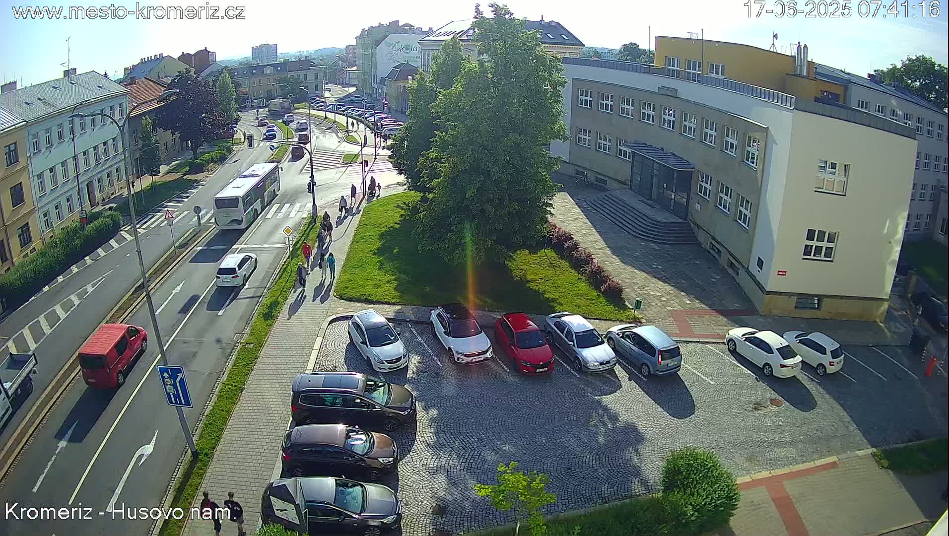 Kroměříž, Husovo & Kotojedska Náměstí  Square Intersection Live Cam - Kromeriz, Zlin, Czechia