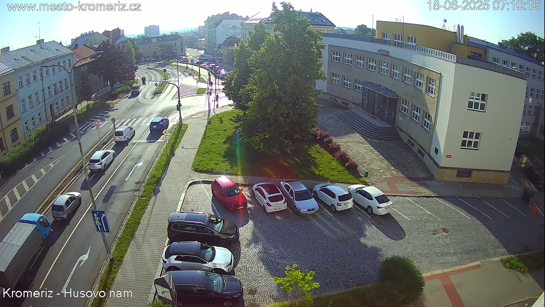 Kroměříž, Husovo & Kotojedska Náměstí  Square Intersection Live Cam - Kromeriz, Zlin, Czechia