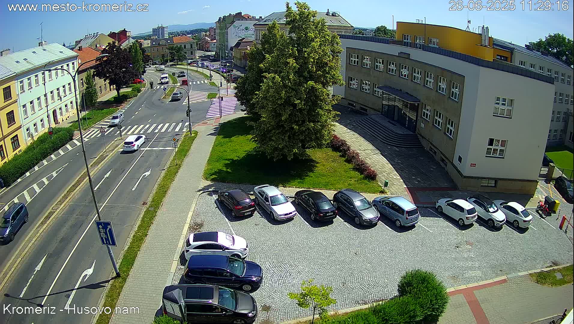 Kroměříž, Husovo & Kotojedska Náměstí  Square Intersection Live Cam - Kromeriz, Zlin, Czechia