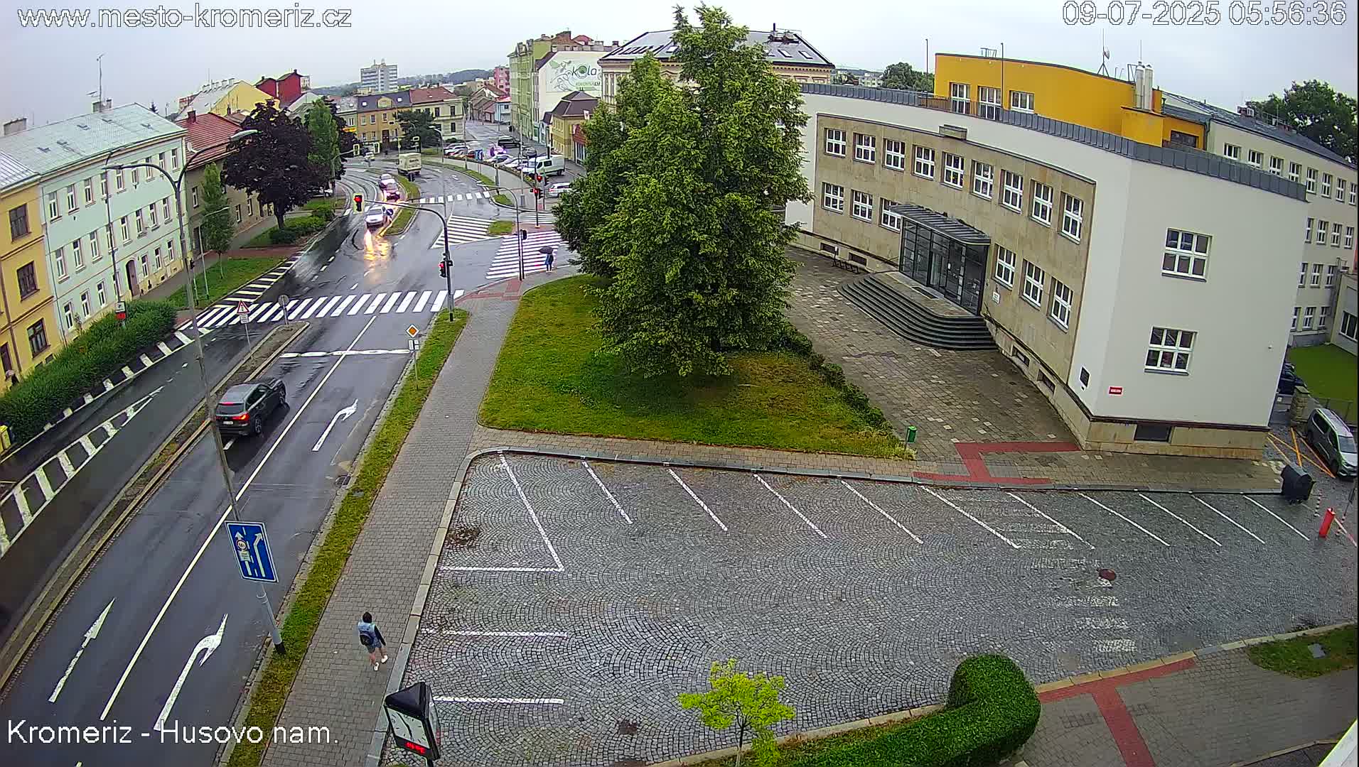 Kroměříž, Husovo & Kotojedska Náměstí  Square Intersection Live Cam - Kromeriz, Zlin, Czechia
