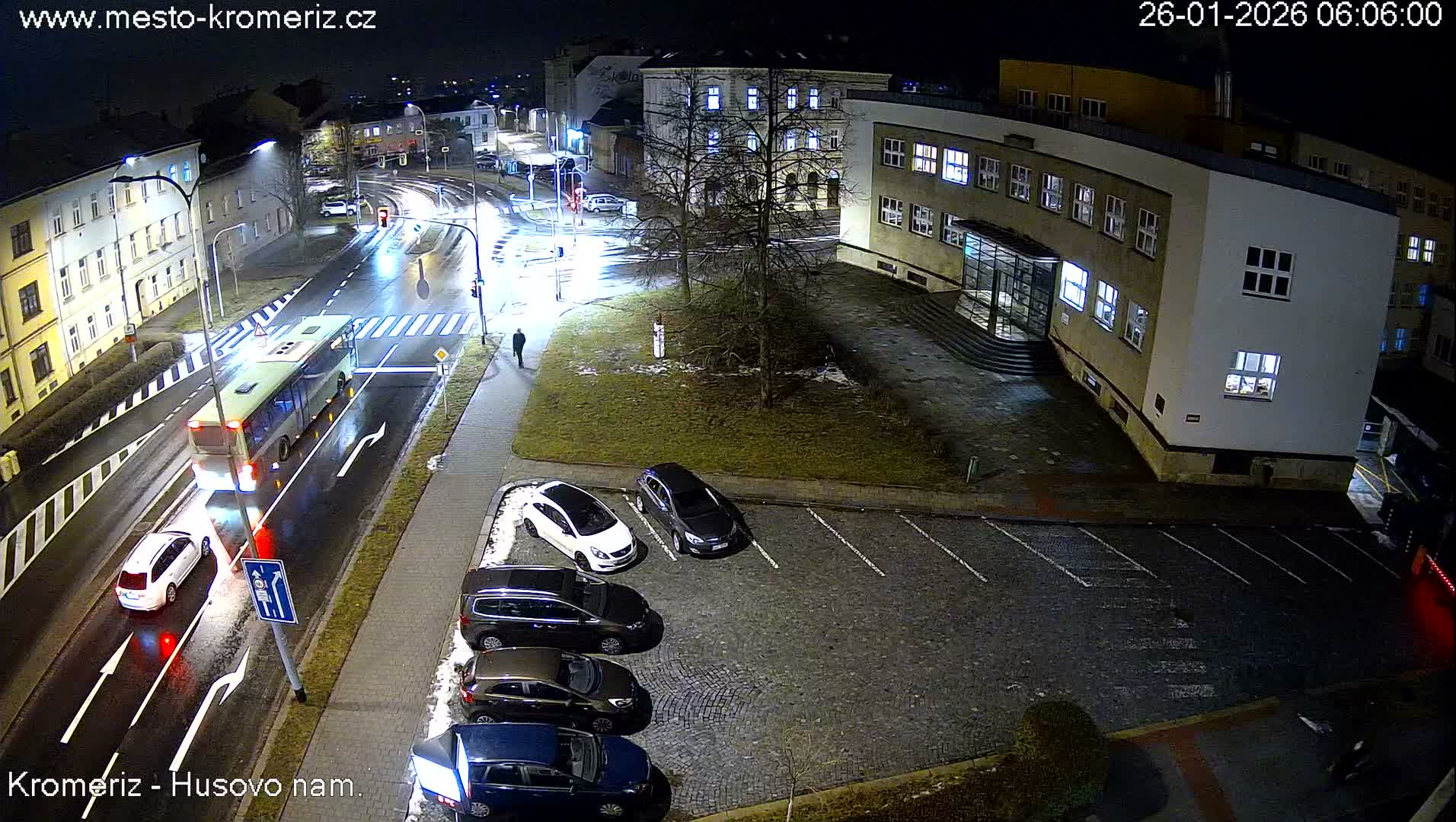 Kroměříž, Husovo & Kotojedska Náměstí  Square Intersection Live Cam - Kromeriz, Zlin, Czechia