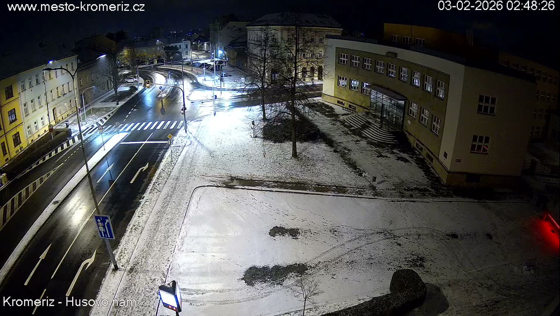 Kroměříž, Husovo & Kotojedska Náměstí  Square Intersection Live Cam - Kromeriz, Zlin, Czechia