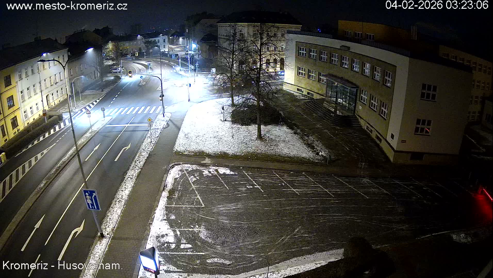 Kroměříž, Husovo & Kotojedska Náměstí  Square Intersection Live Cam - Kromeriz, Zlin, Czechia