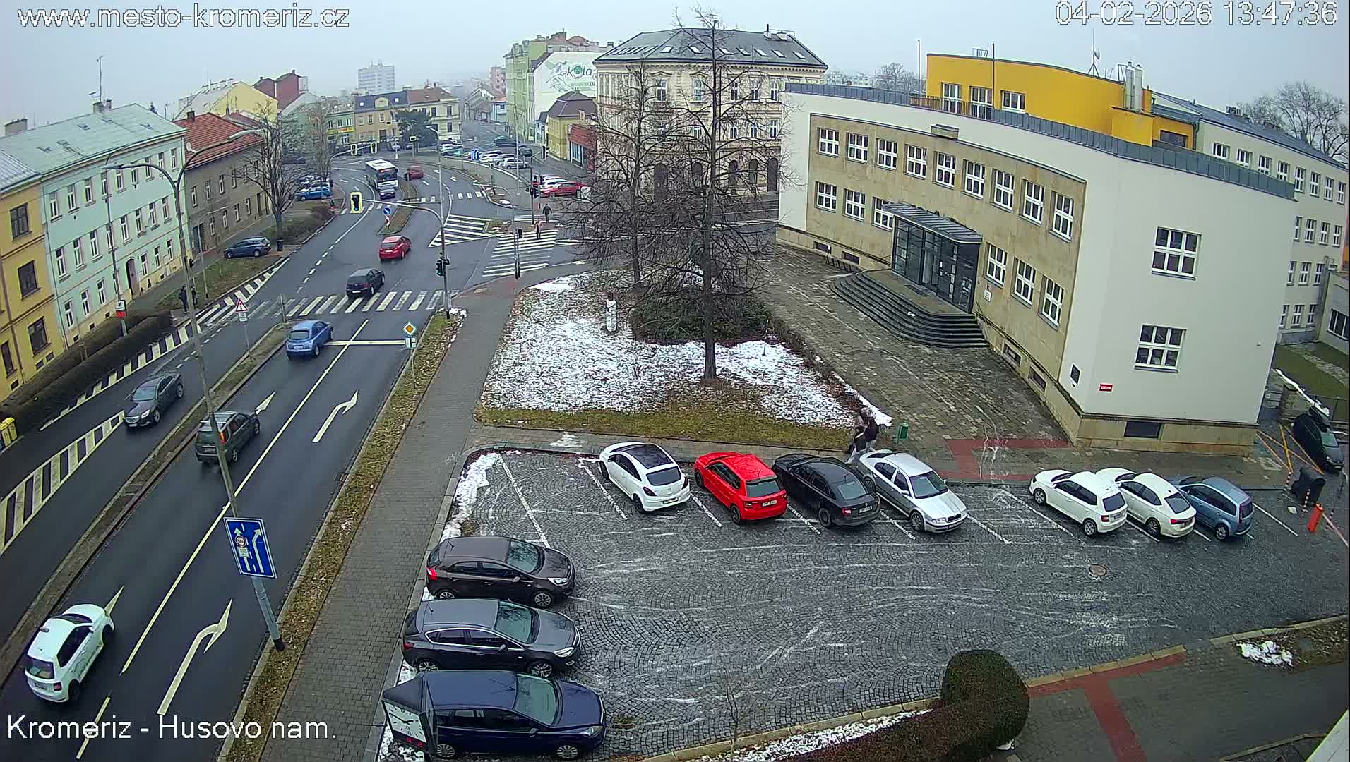 Kroměříž, Husovo & Kotojedska Náměstí  Square Intersection Live Cam - Kromeriz, Zlin, Czechia