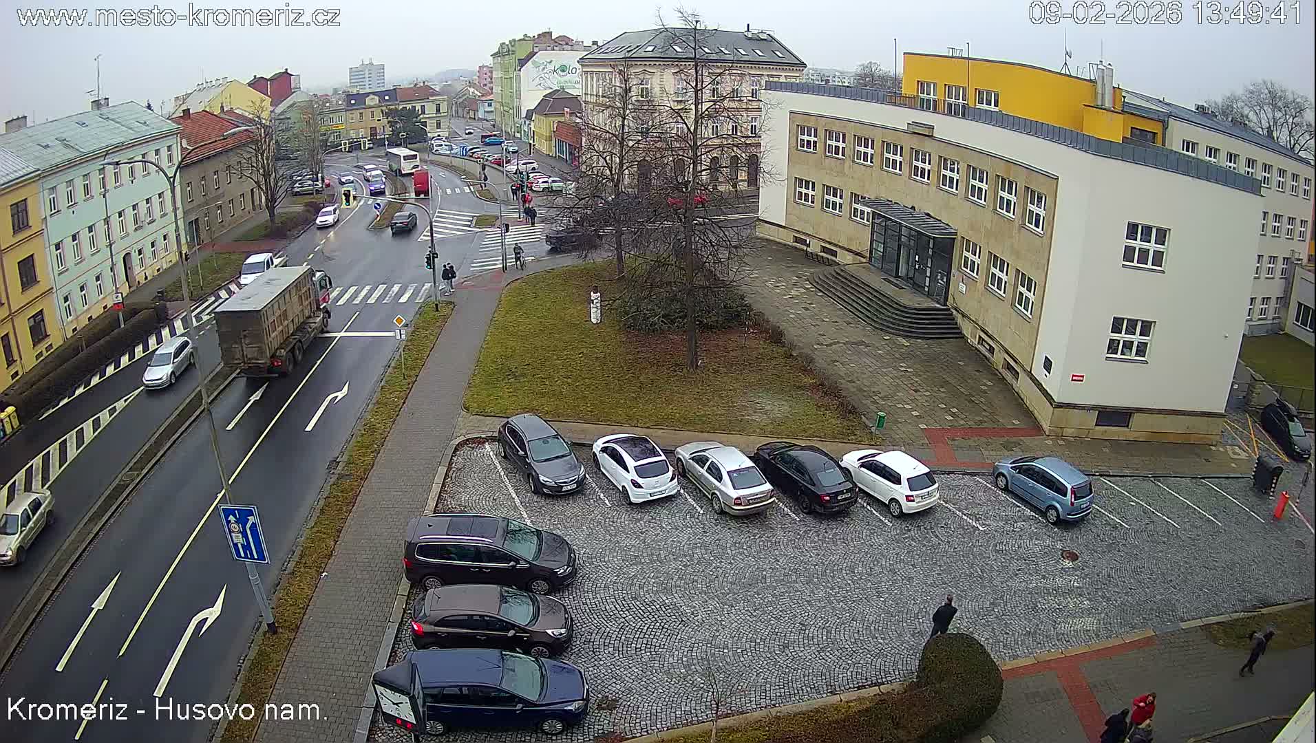 Kroměříž, Husovo & Kotojedska Náměstí  Square Intersection Live Cam - Kromeriz, Zlin, Czechia