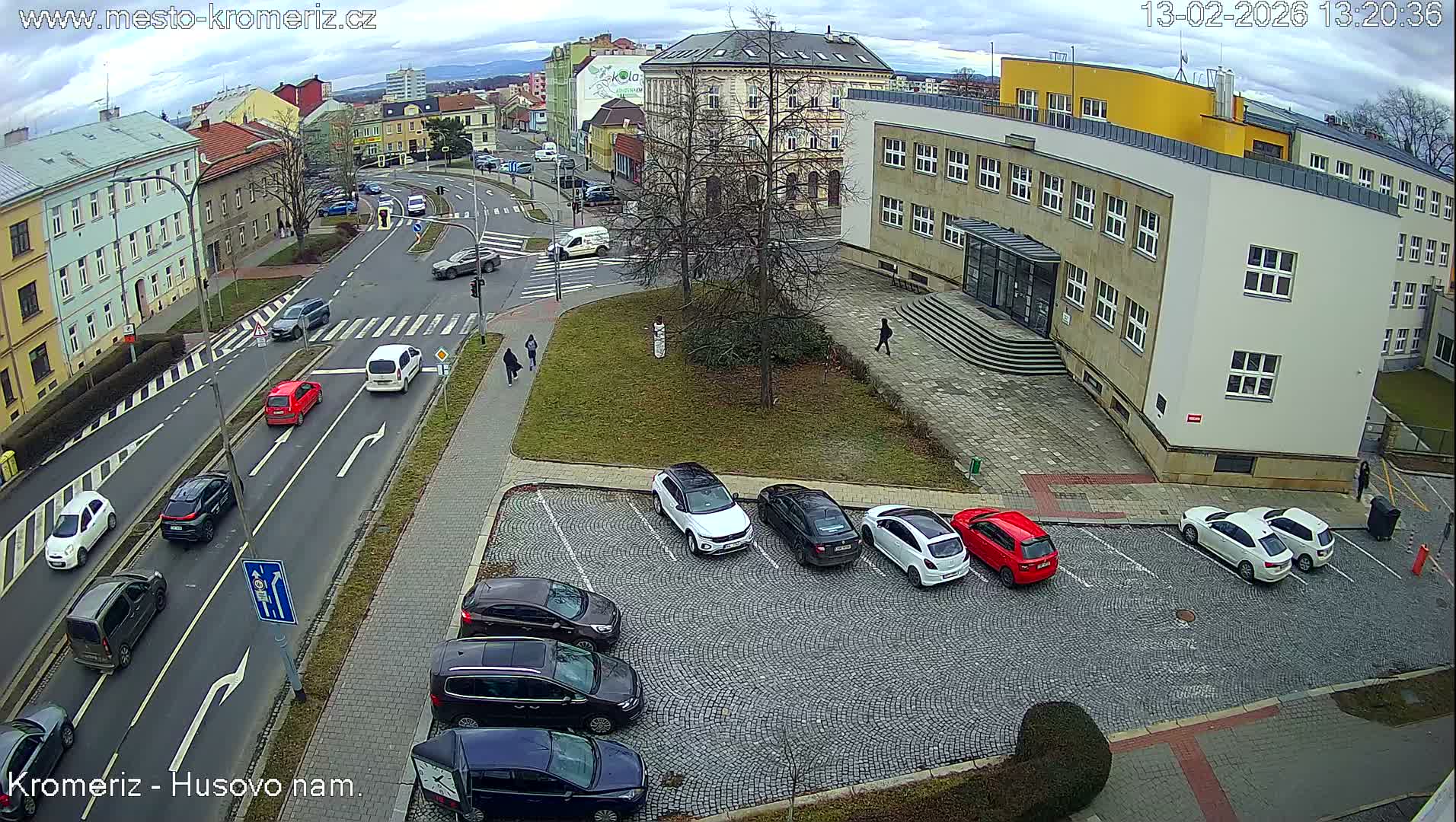 Kroměříž, Husovo & Kotojedska Náměstí  Square Intersection Live Cam - Kromeriz, Zlin, Czechia