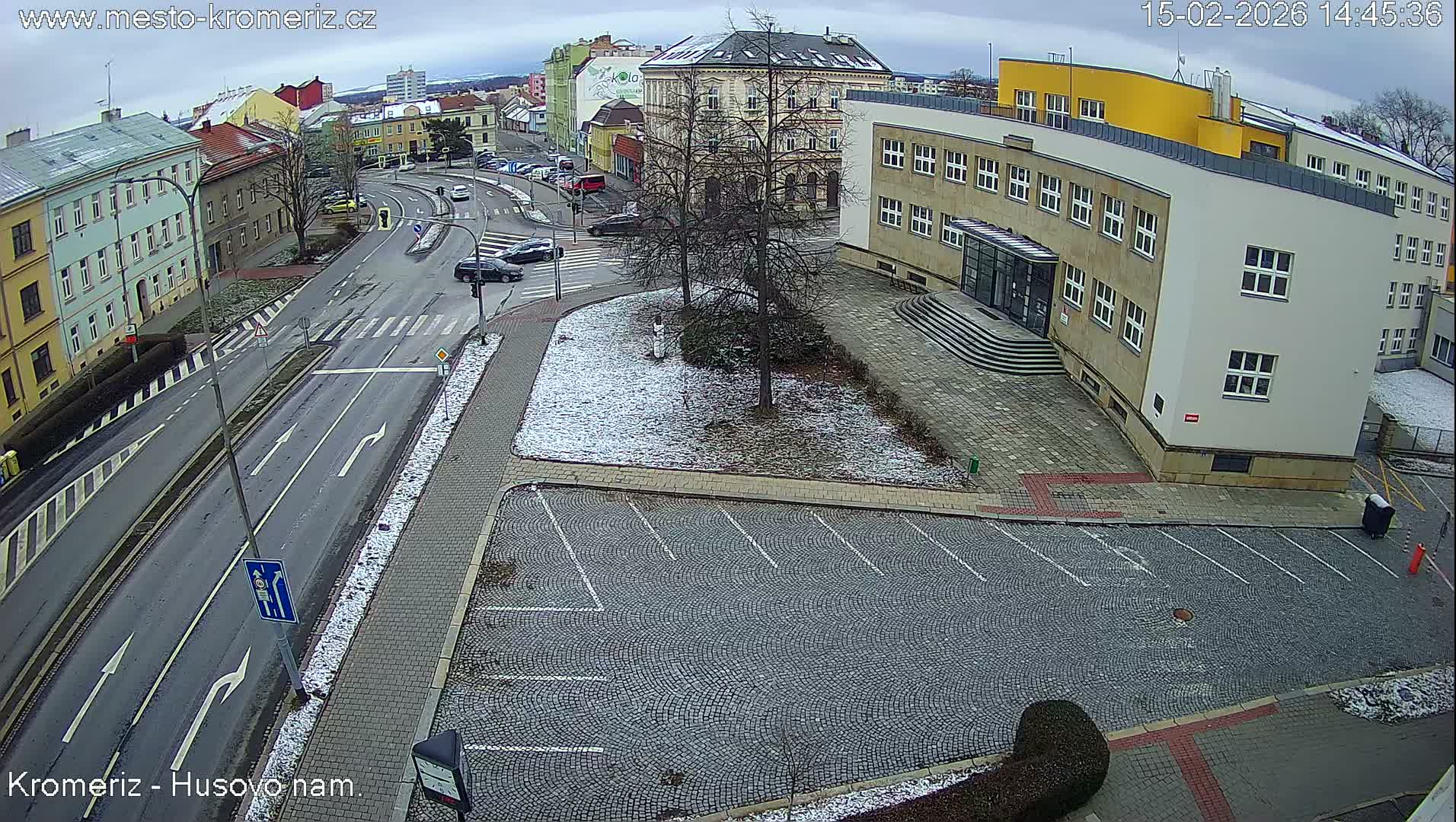Kroměříž, Husovo & Kotojedska Náměstí  Square Intersection Live Cam - Kromeriz, Zlin, Czechia