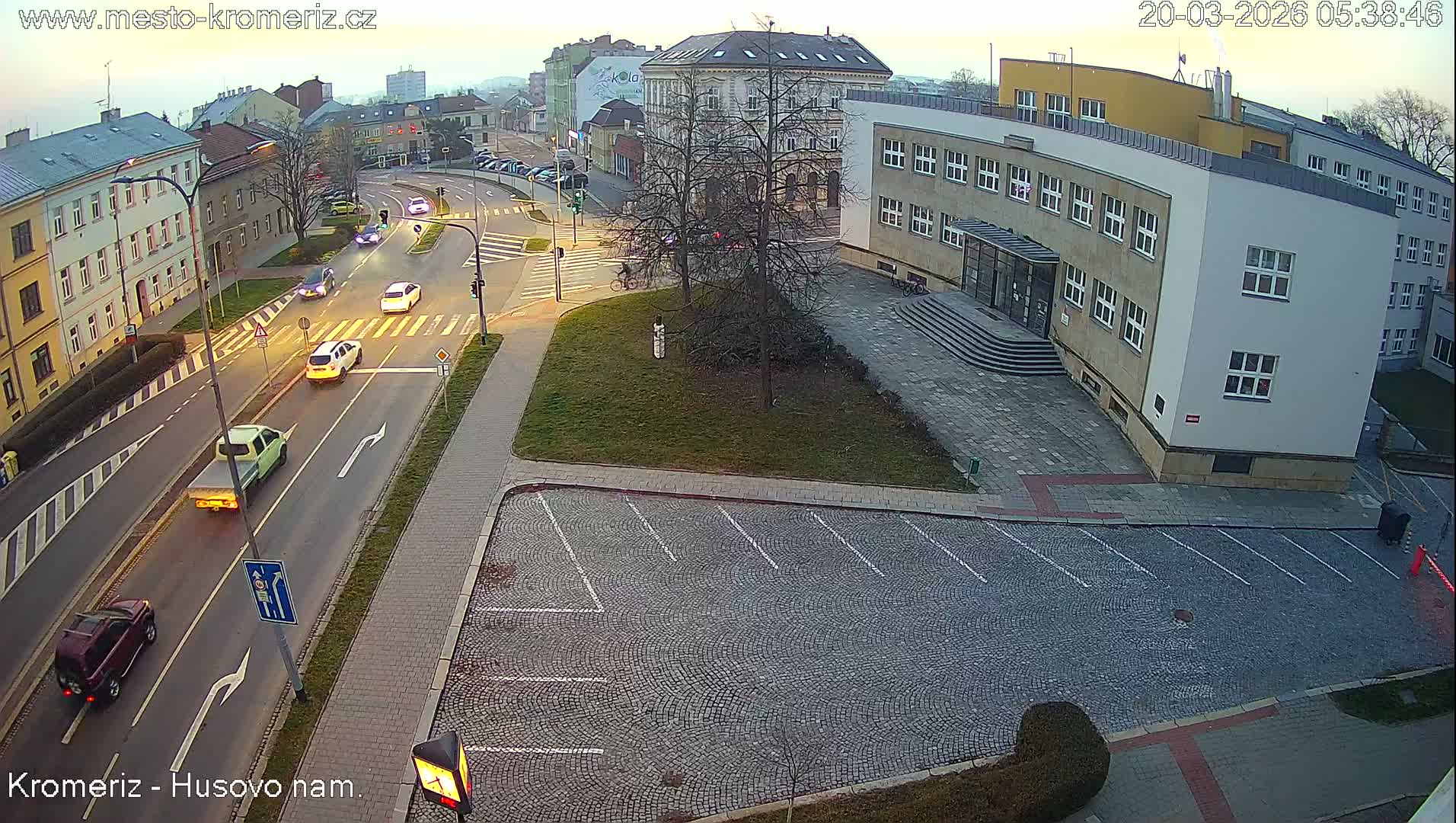 Kroměříž, Husovo & Kotojedska Náměstí  Square Intersection Live Cam - Kromeriz, Zlin, Czechia
