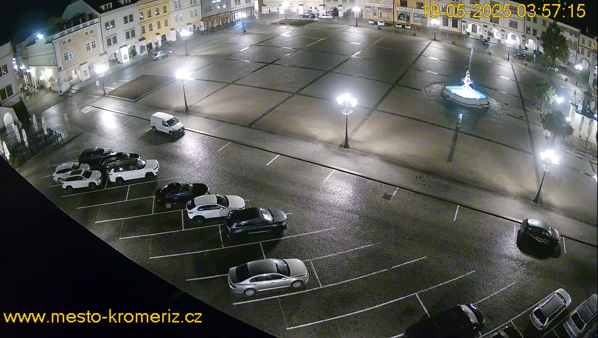 Kroměříž , (Velké náměstí ) Great Square East View Live Cam - Kromeriz, Zlin, Czechia