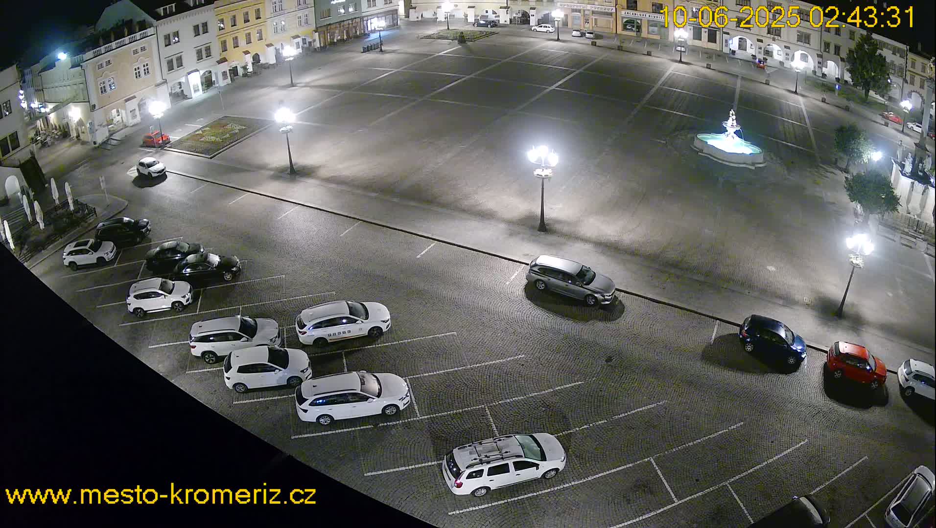 Kroměříž , (Velké náměstí ) Great Square East View Live Cam - Kromeriz, Zlin, Czechia