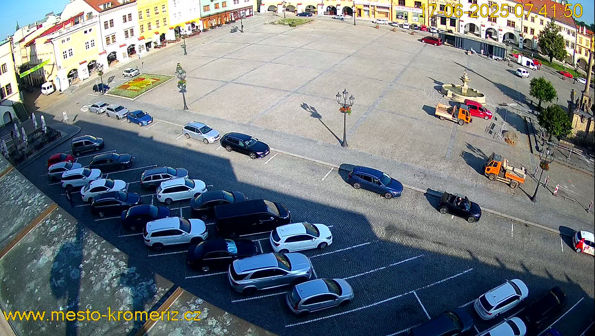 Kroměříž , (Velké náměstí ) Great Square East View Live Cam - Kromeriz, Zlin, Czechia