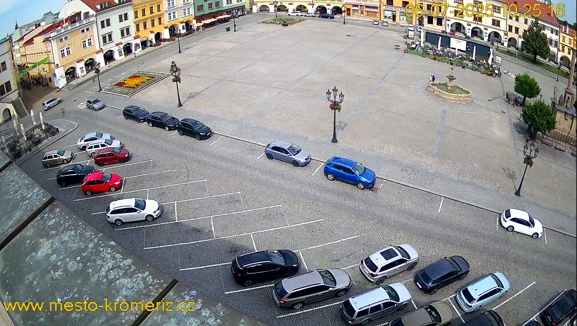 Kroměříž , (Velké náměstí ) Great Square East View Live Cam - Kromeriz, Zlin, Czechia