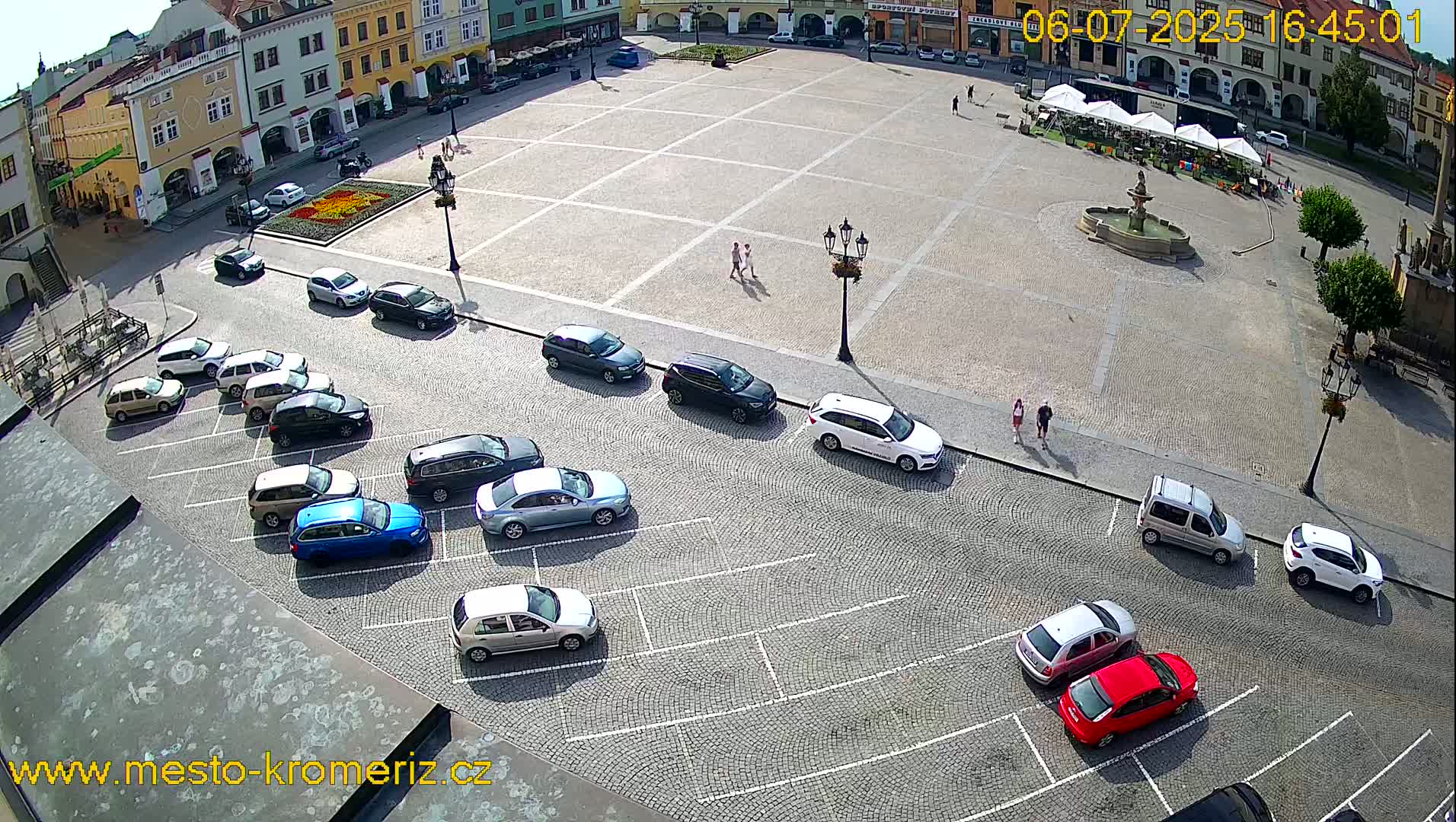 Kroměříž , (Velké náměstí ) Great Square East View Live Cam - Kromeriz, Zlin, Czechia