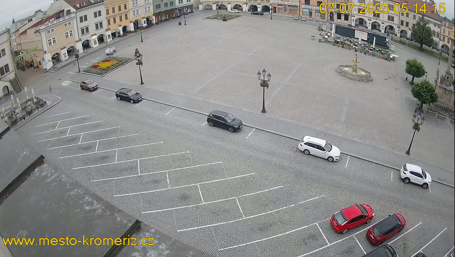 Kroměříž , (Velké náměstí ) Great Square East View Live Cam - Kromeriz, Zlin, Czechia