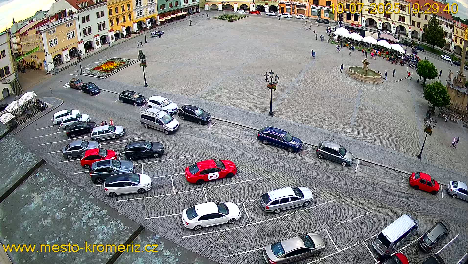 Kroměříž , (Velké náměstí ) Great Square East View Live Cam - Kromeriz, Zlin, Czechia