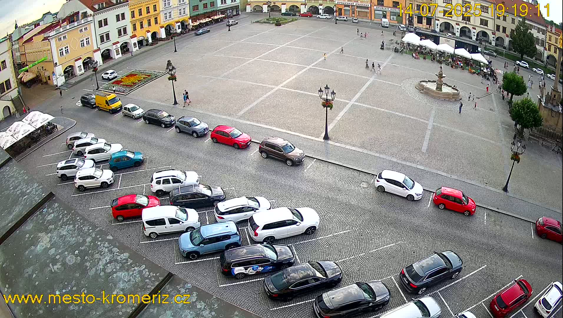 Kroměříž , (Velké náměstí ) Great Square East View Live Cam - Kromeriz, Zlin, Czechia