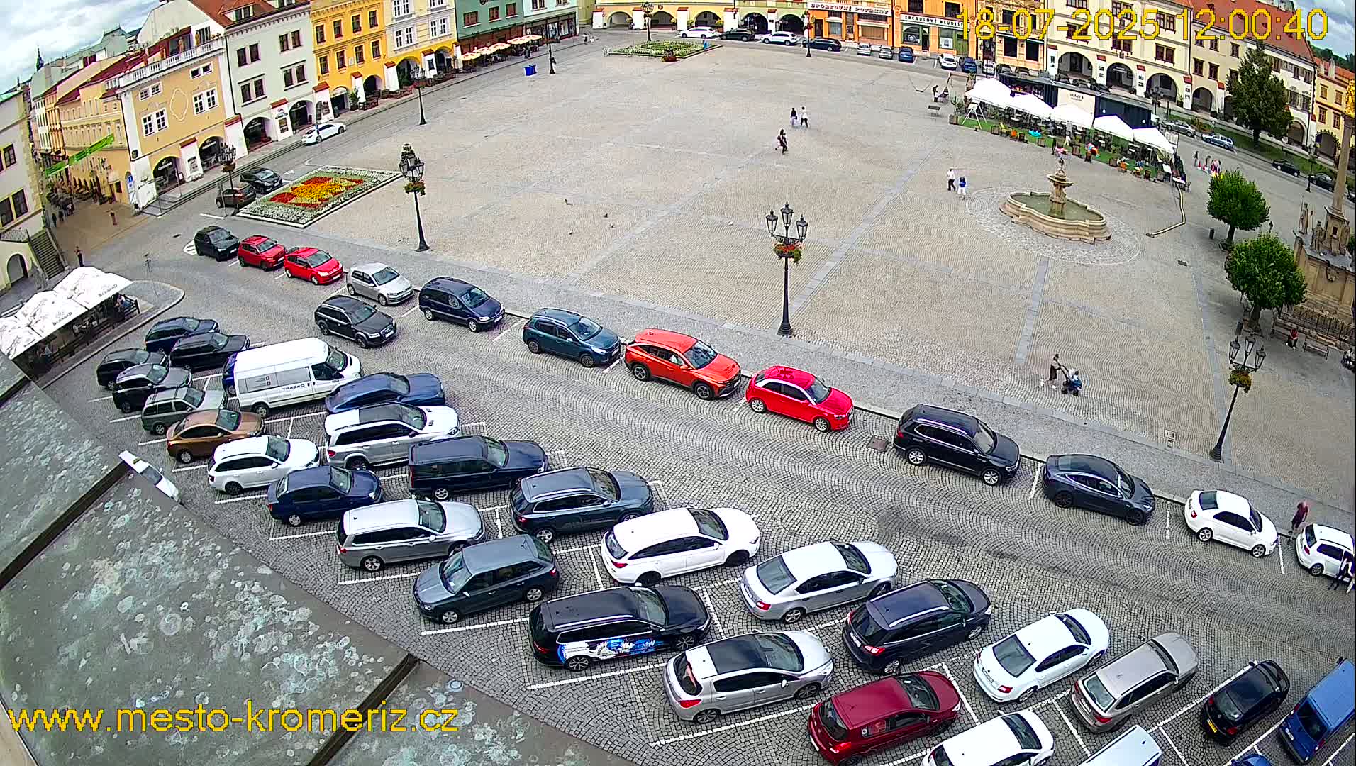 Kroměříž , (Velké náměstí ) Great Square East View Live Cam - Kromeriz, Zlin, Czechia