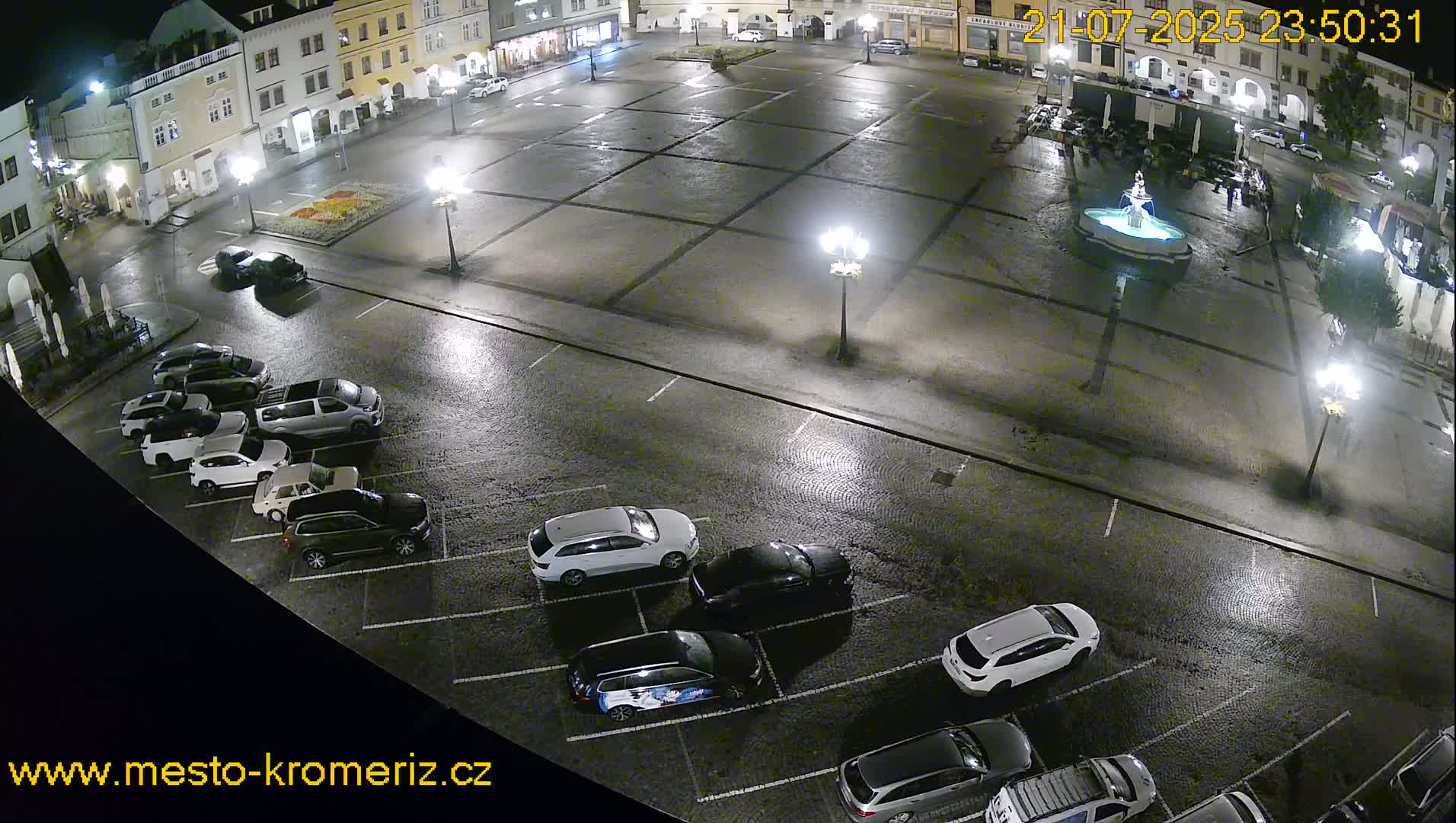 Kroměříž , (Velké náměstí ) Great Square East View Live Cam - Kromeriz, Zlin, Czechia