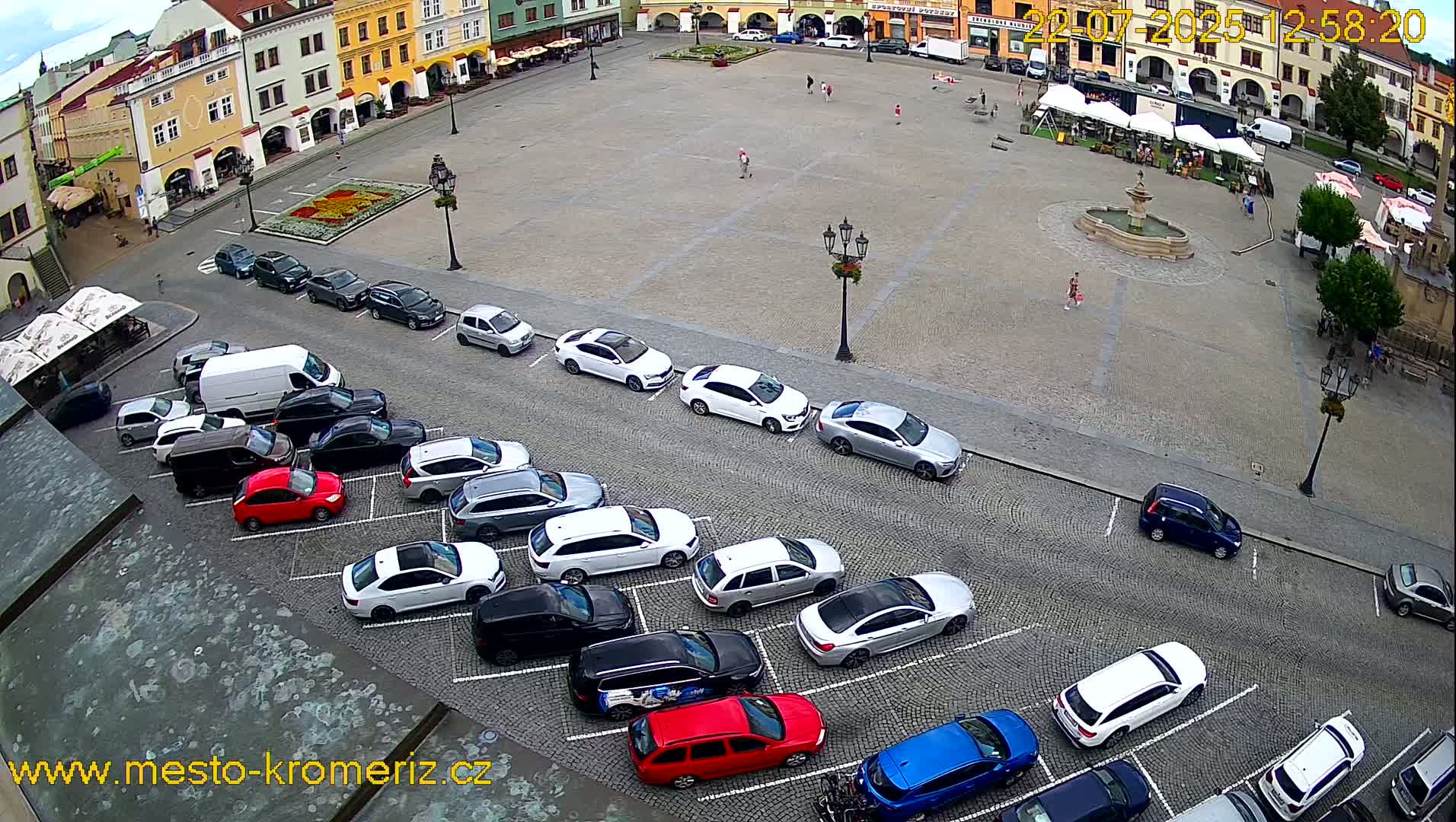 Kroměříž , (Velké náměstí ) Great Square East View Live Cam - Kromeriz, Zlin, Czechia