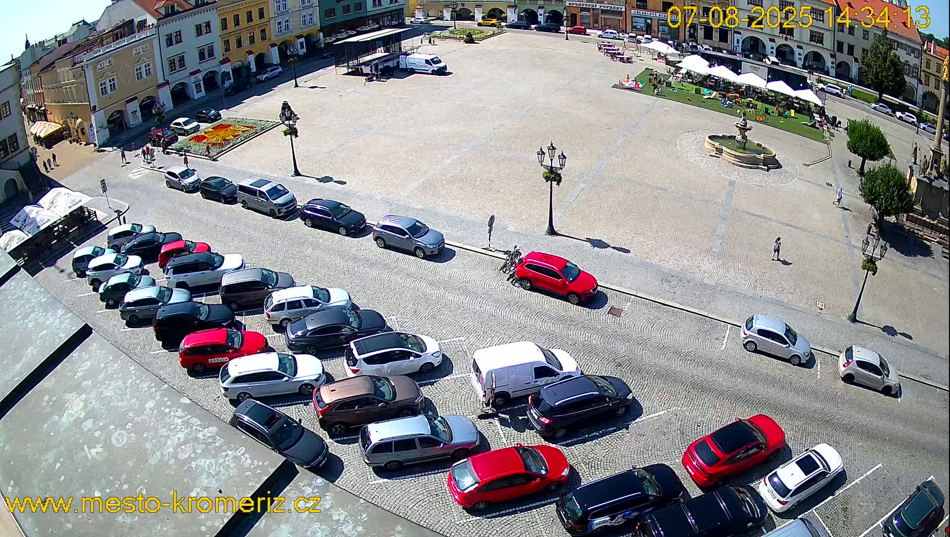 Kroměříž , (Velké náměstí ) Great Square East View Live Cam - Kromeriz, Zlin, Czechia