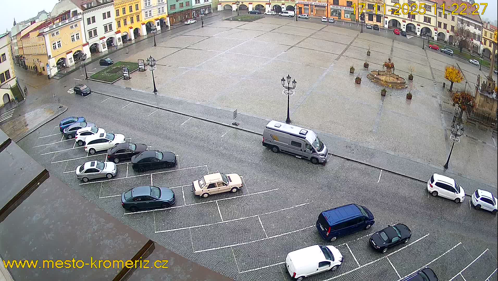 Kroměříž , (Velké náměstí ) Great Square East View Live Cam - Kromeriz, Zlin, Czechia