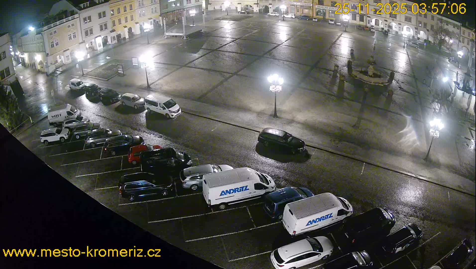 Kroměříž , (Velké náměstí ) Great Square East View Live Cam - Kromeriz, Zlin, Czechia