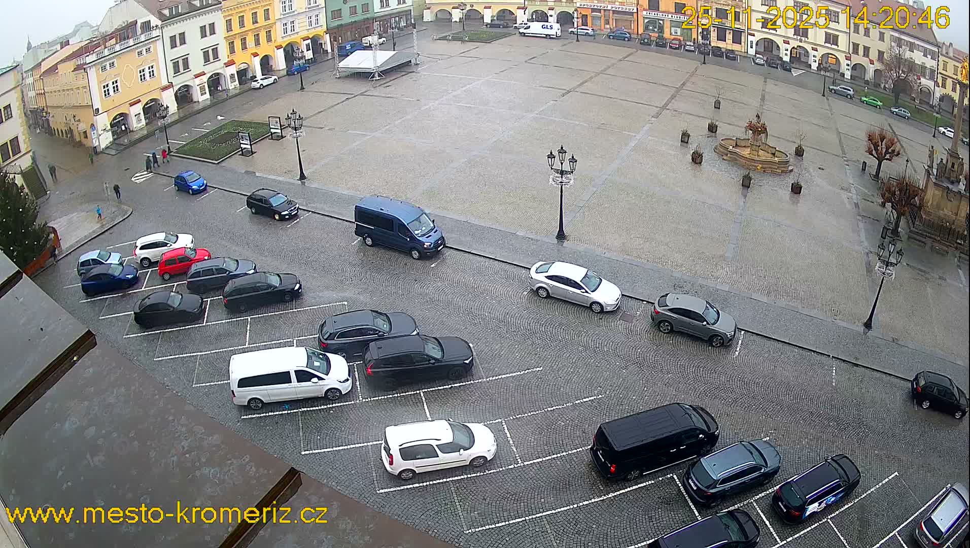Kroměříž , (Velké náměstí ) Great Square East View Live Cam - Kromeriz, Zlin, Czechia
