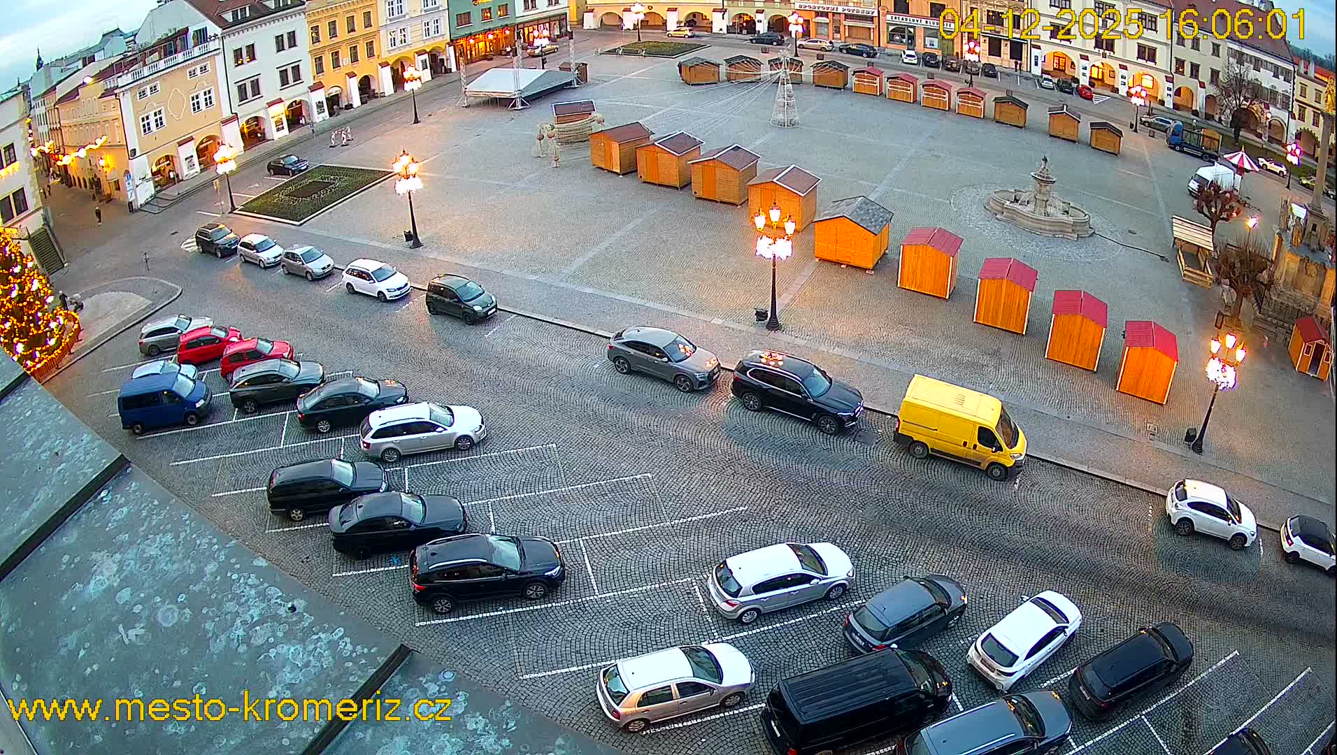 Kroměříž , (Velké náměstí ) Great Square East View Live Cam - Kromeriz, Zlin, Czechia