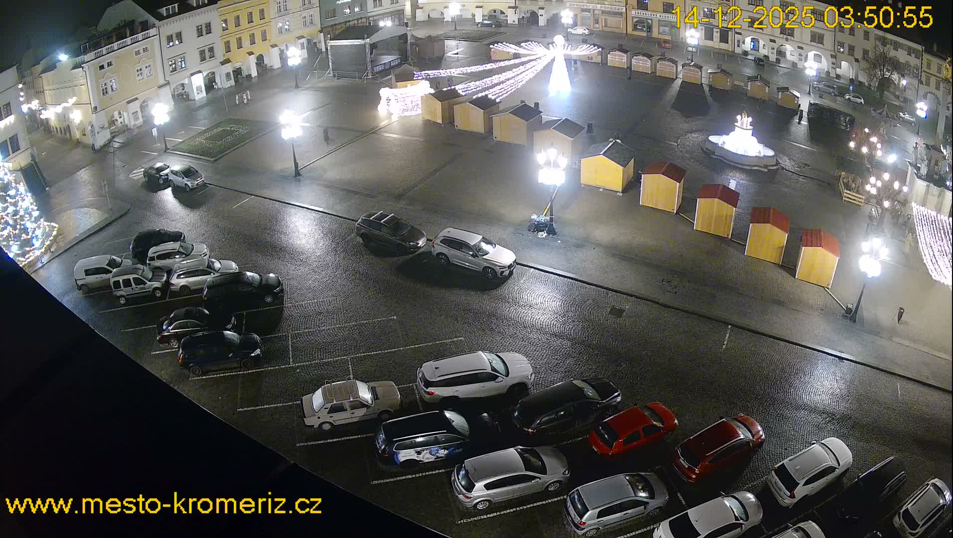 Kroměříž , (Velké náměstí ) Great Square East View Live Cam - Kromeriz, Zlin, Czechia