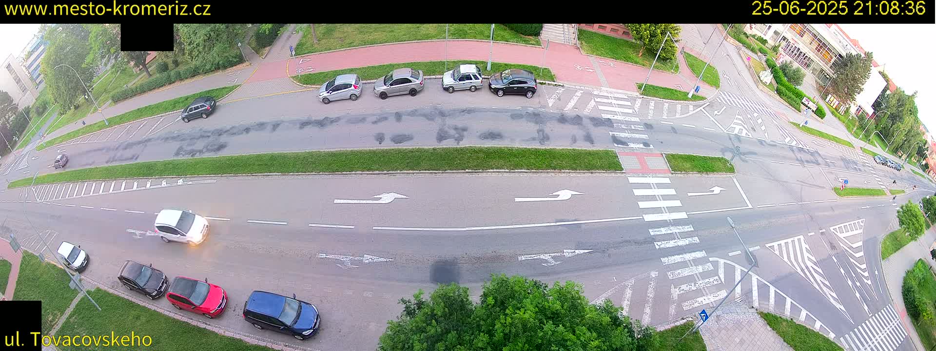 Kroměříž , Tovačovského Junction Live Cam - Kromeriz, Zlin, Czechia