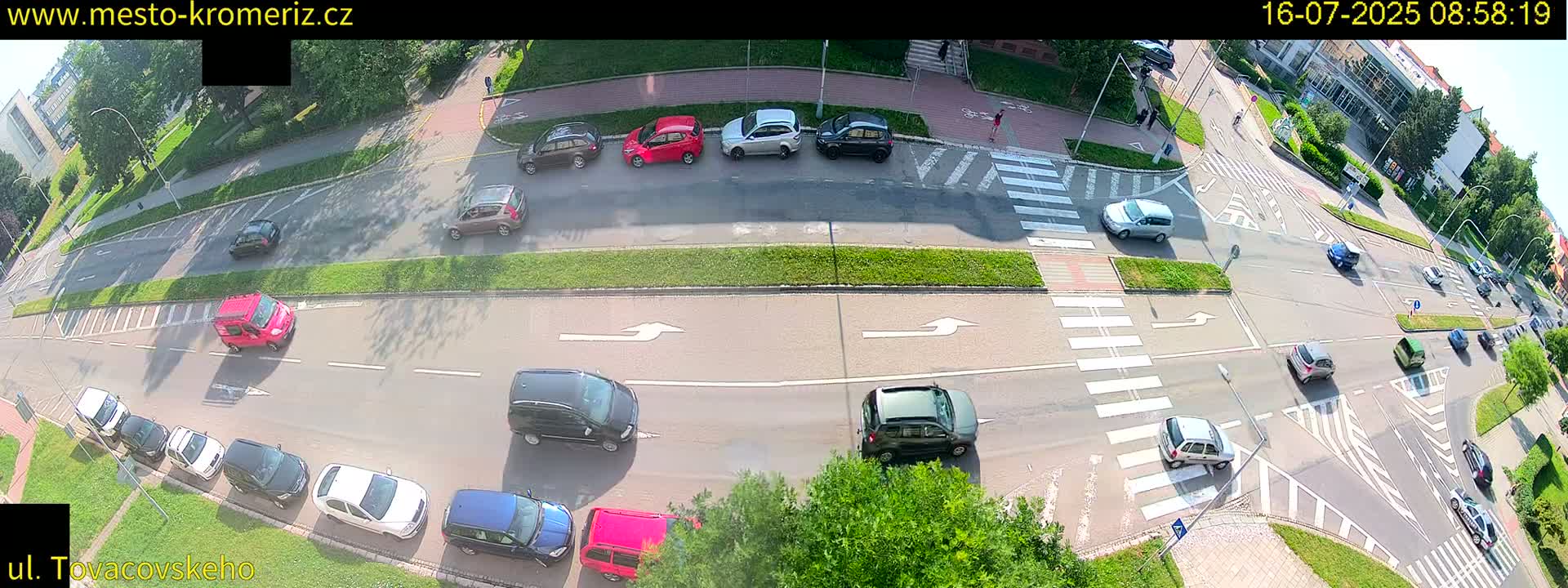 Kroměříž , Tovačovského Junction Live Cam - Kromeriz, Zlin, Czechia
