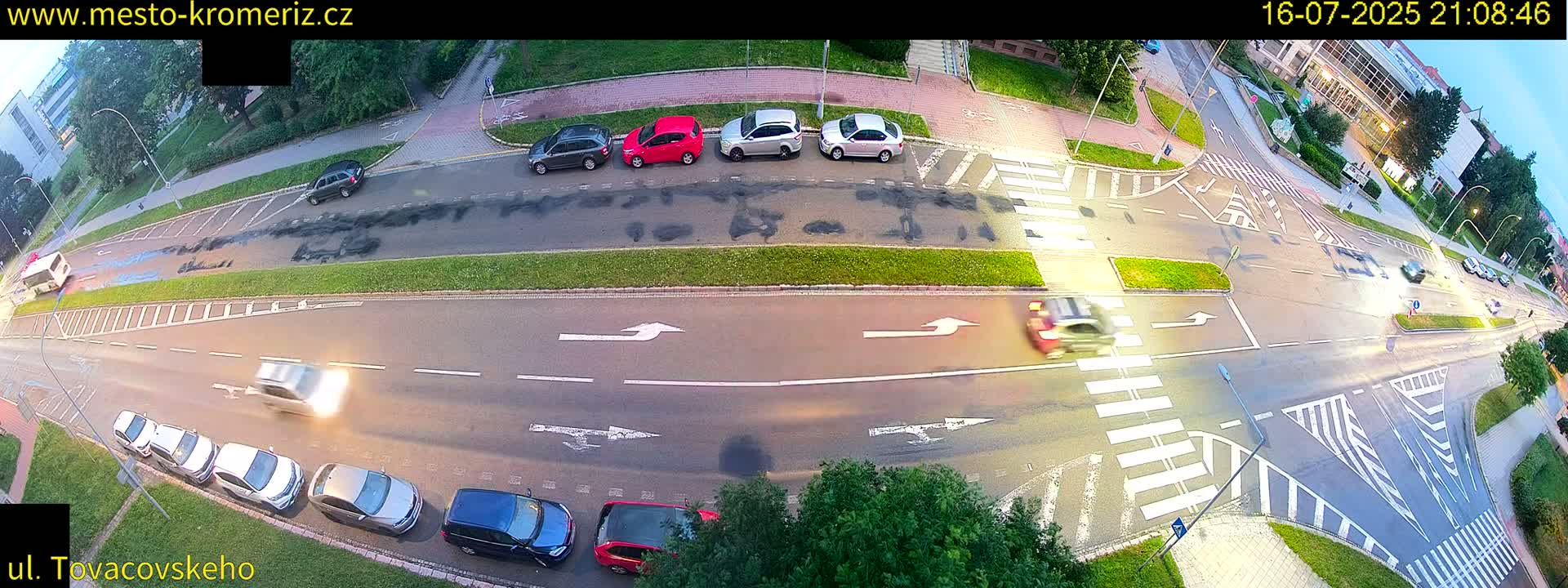 Kroměříž , Tovačovského Junction Live Cam - Kromeriz, Zlin, Czechia