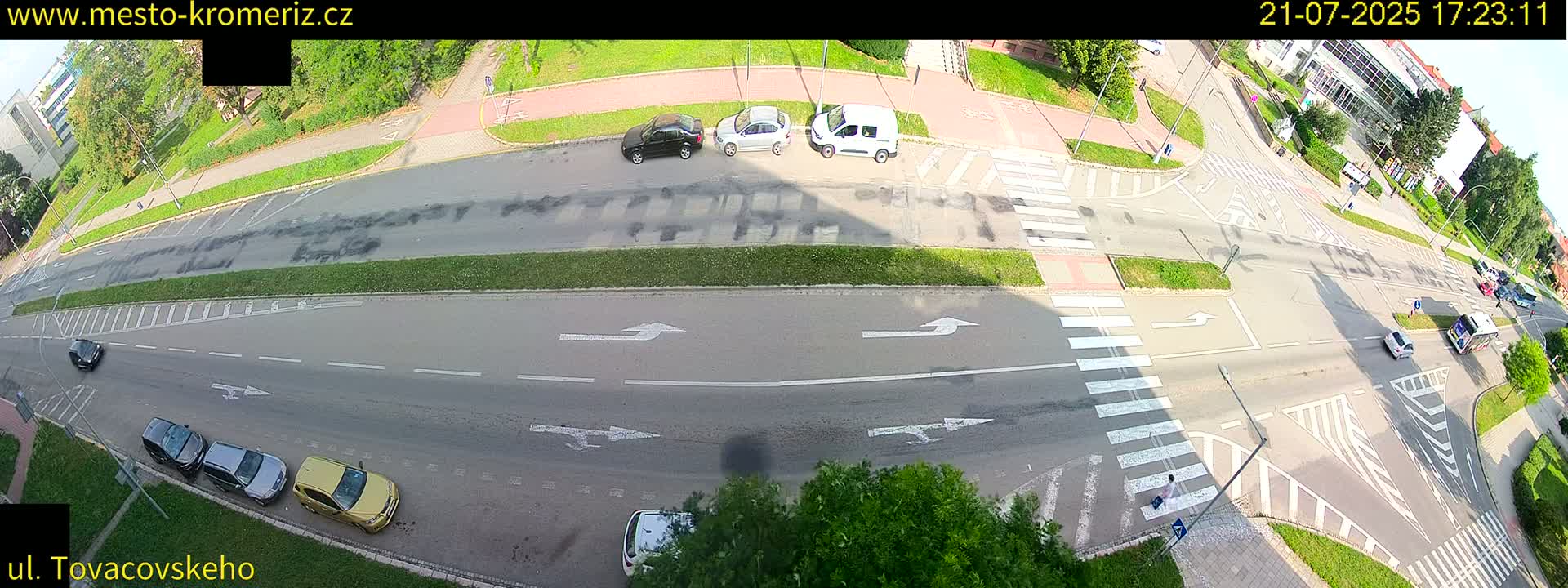 Kroměříž , Tovačovského Junction Live Cam - Kromeriz, Zlin, Czechia