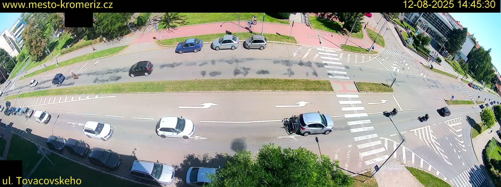 Kroměříž , Tovačovského Junction Live Cam - Kromeriz, Zlin, Czechia