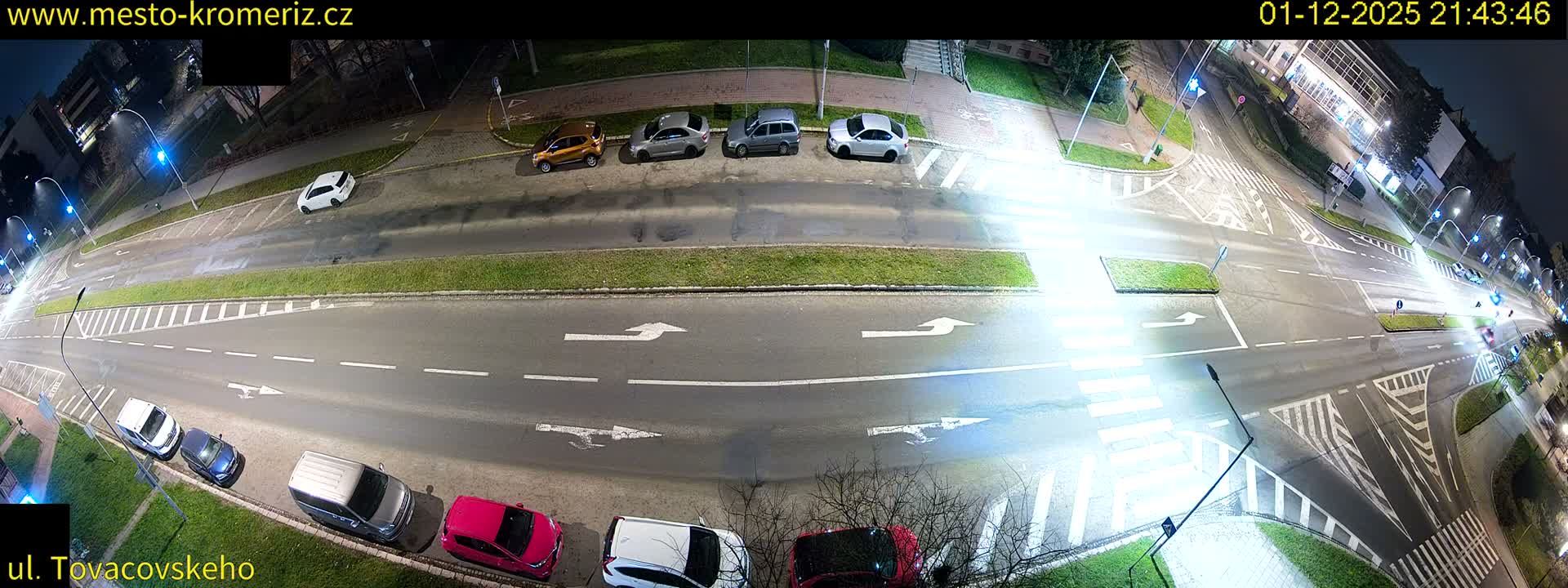 Kroměříž , Tovačovského Junction Live Cam - Kromeriz, Zlin, Czechia