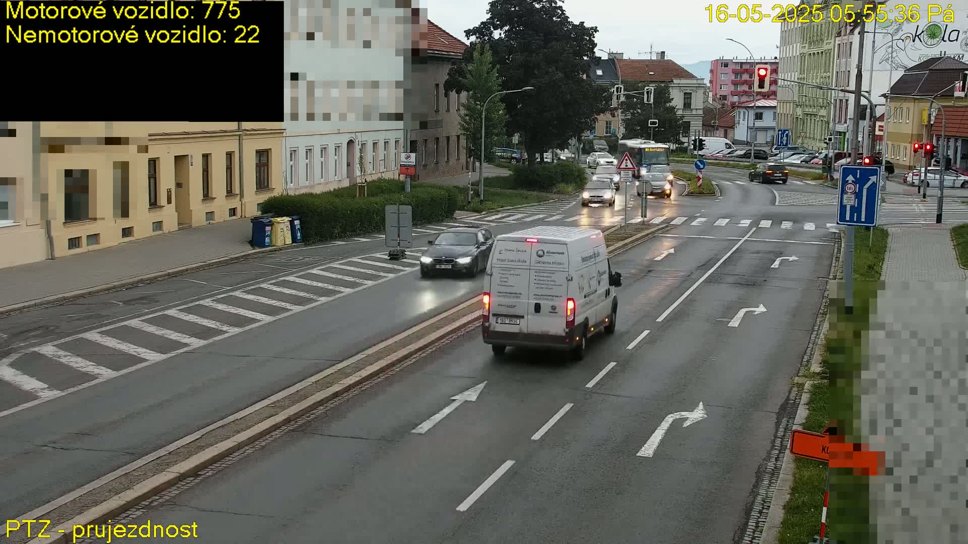 Kroměříž, Husovo & Kotojedska Náměstí Square /ul. 1.Máje (1 May Street) Junction Live Cam - Kromeriz, Zlin, Czechia