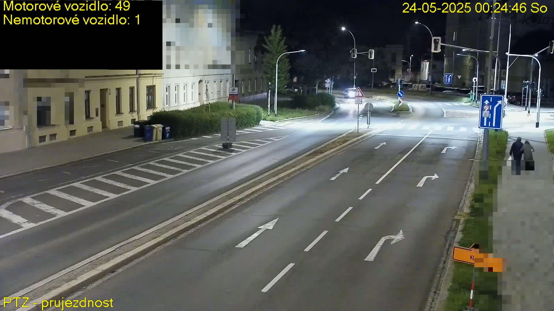 Kroměříž, Husovo & Kotojedska Náměstí Square /ul. 1.Máje (1 May Street) Junction Live Cam - Kromeriz, Zlin, Czechia